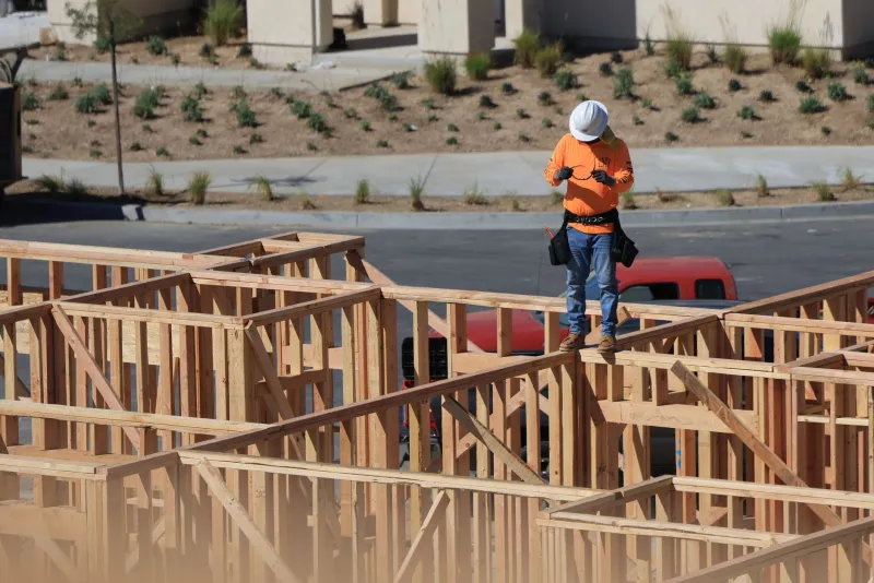 One Contractor, Too Many Job Sites: How Overcommitted Builders Quietly Derail Your New Jersey Renovation